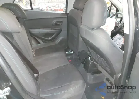 2015 Chevrolet Trax 1Ls z USA, uszkodzony, nr VIN KL7CJKSB9FB088139